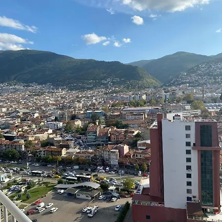 Beautiful Renovated Flat, New Furniture, Stunning View. *